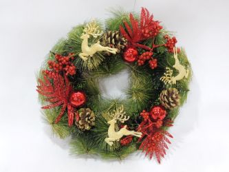 Corona de navidad con reno y Acebo color rojo 30cm diametro